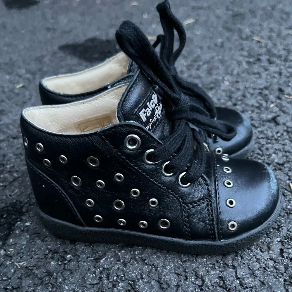Falcotto Naturino leather baby booties size. 20 (9-12month)